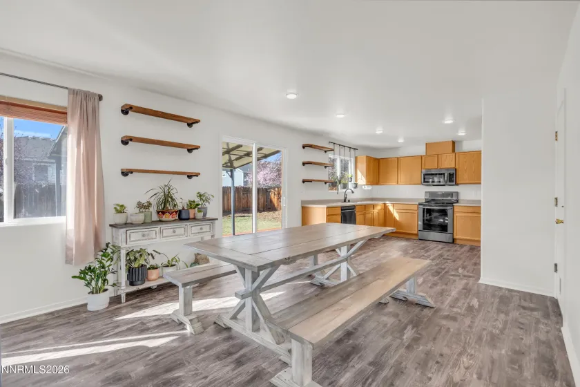 867 Spanish Springs, Sparks, Nevada 89434, 4 Bedrooms Bedrooms, ,3 BathroomsBathrooms,Residential,Residential,Spanish Springs,260003150