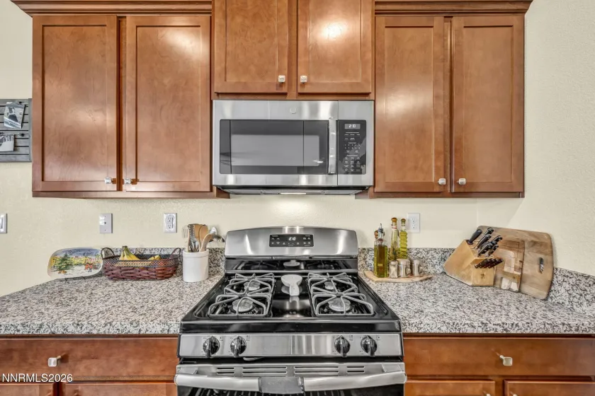 1216 Mallard Crest, Sparks, Nevada 89441, 3 Bedrooms Bedrooms, ,2 BathroomsBathrooms,Residential,Residential,Mallard Crest,260003152