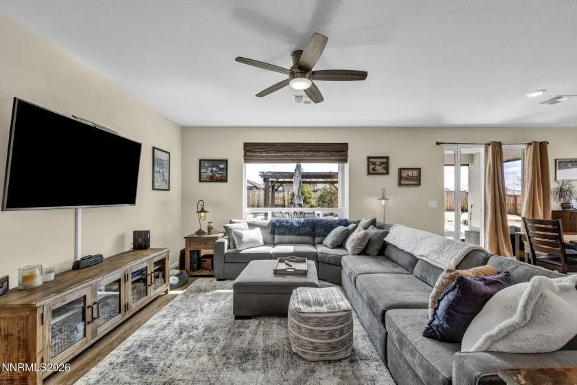 1216 Mallard Crest, Sparks, Nevada 89441, 3 Bedrooms Bedrooms, ,2 BathroomsBathrooms,Residential,Residential,Mallard Crest,260003152