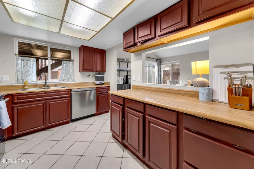 6845 Pah Rah, Sparks, Nevada 89436, 3 Bedrooms Bedrooms, ,3 BathroomsBathrooms,Residential,Residential,Pah Rah,260003154