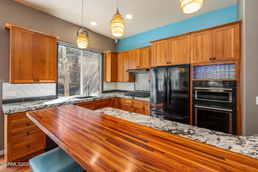 1650 Caughlin Creek, Reno, Nevada 89519, 3 Bedrooms Bedrooms, ,2 BathroomsBathrooms,Residential,Residential,Caughlin Creek,260003157