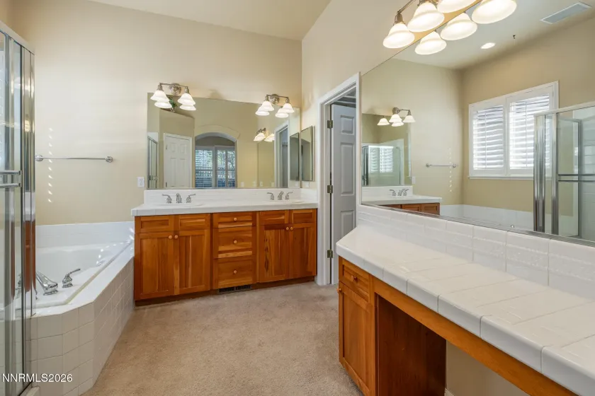 1650 Caughlin Creek, Reno, Nevada 89519, 3 Bedrooms Bedrooms, ,2 BathroomsBathrooms,Residential,Residential,Caughlin Creek,260003157