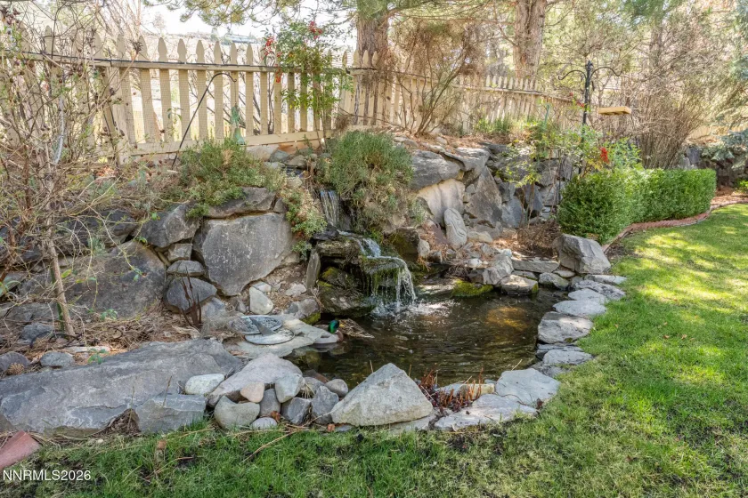 1650 Caughlin Creek, Reno, Nevada 89519, 3 Bedrooms Bedrooms, ,2 BathroomsBathrooms,Residential,Residential,Caughlin Creek,260003157