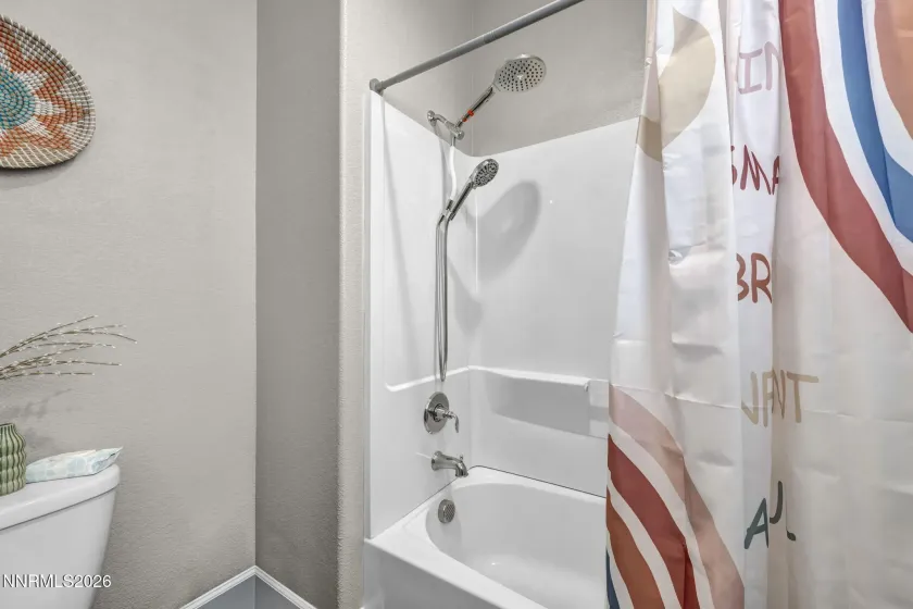 3175 Heather Flume, Sparks, Nevada 89436, 5 Bedrooms Bedrooms, ,3 BathroomsBathrooms,Residential,Residential,Heather Flume,260001678