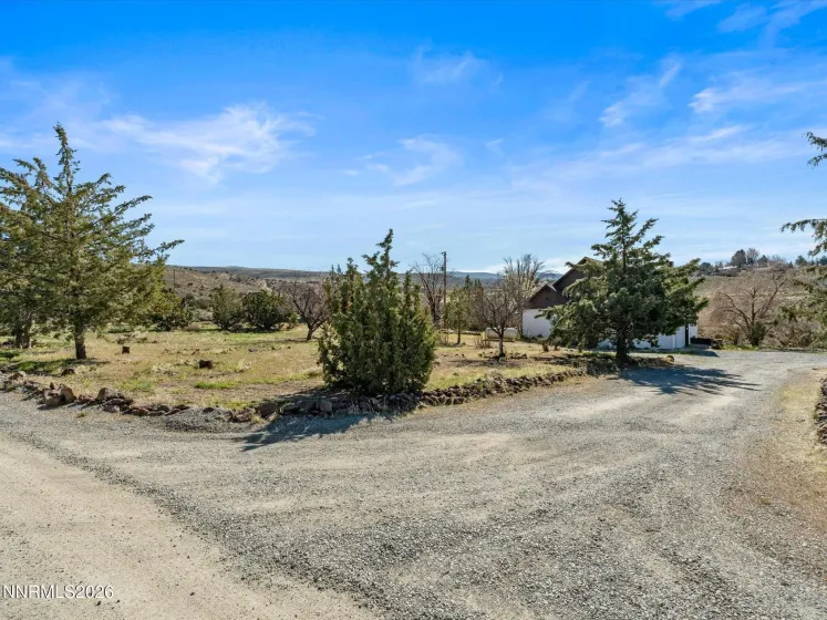 670 Valle Verde, Sparks, Nevada 89441, 3 Bedrooms Bedrooms, ,3 BathroomsBathrooms,Residential,Residential,Valle Verde,260003162