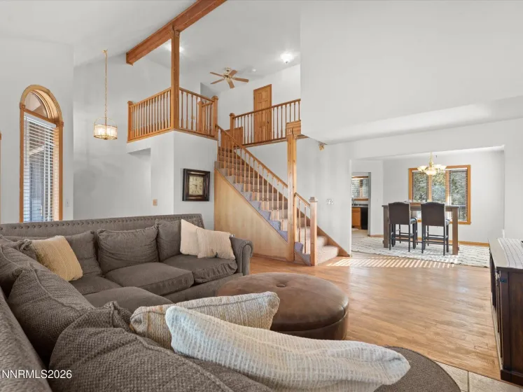 670 Valle Verde, Sparks, Nevada 89441, 3 Bedrooms Bedrooms, ,3 BathroomsBathrooms,Residential,Residential,Valle Verde,260003162