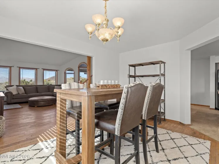 670 Valle Verde, Sparks, Nevada 89441, 3 Bedrooms Bedrooms, ,3 BathroomsBathrooms,Residential,Residential,Valle Verde,260003162