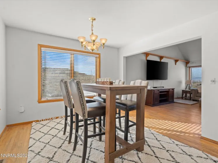 670 Valle Verde, Sparks, Nevada 89441, 3 Bedrooms Bedrooms, ,3 BathroomsBathrooms,Residential,Residential,Valle Verde,260003162