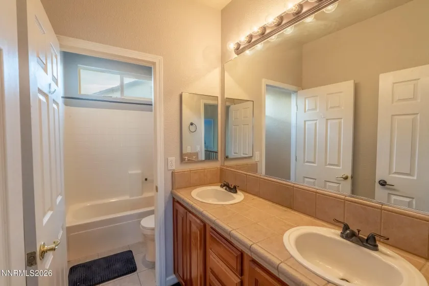 6630 Accolade, Sparks, Nevada 89436, 3 Bedrooms Bedrooms, ,3 BathroomsBathrooms,Residential,Residential,Accolade,260003163