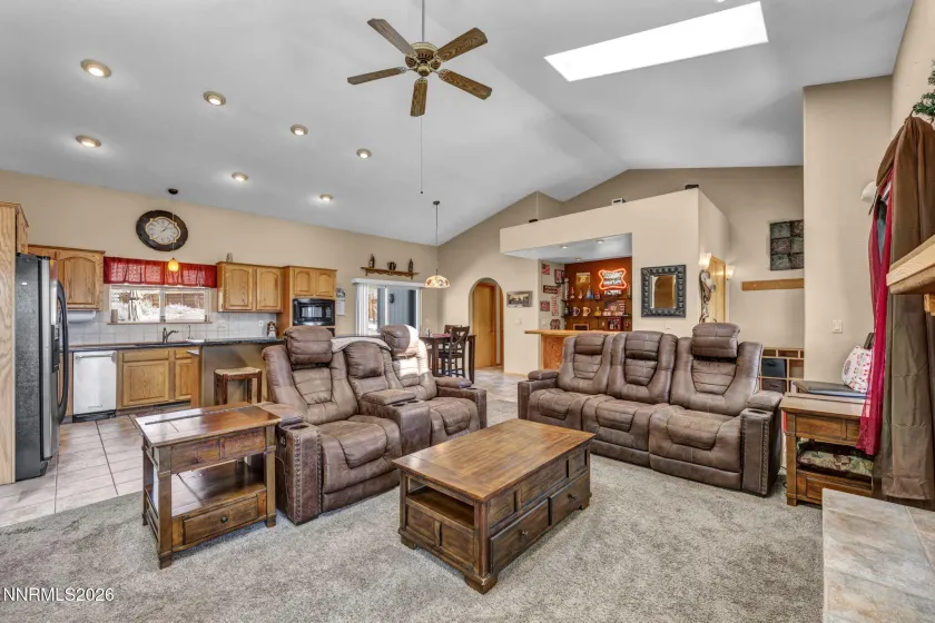 1374 Porter, Minden, Nevada 89423, 3 Bedrooms Bedrooms, ,3 BathroomsBathrooms,Residential,Residential,Porter,260003164