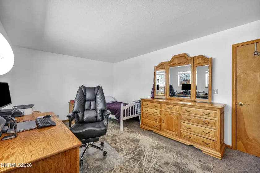 1374 Porter, Minden, Nevada 89423, 3 Bedrooms Bedrooms, ,3 BathroomsBathrooms,Residential,Residential,Porter,260003164