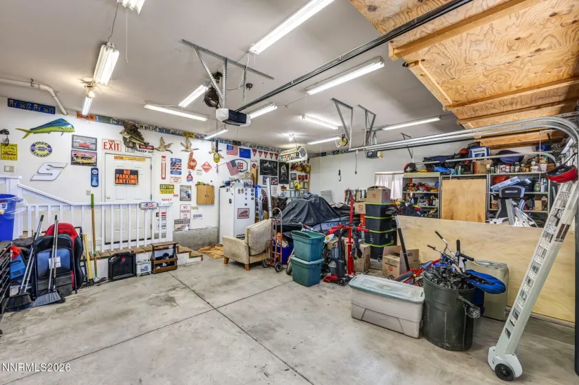 1374 Porter, Minden, Nevada 89423, 3 Bedrooms Bedrooms, ,3 BathroomsBathrooms,Residential,Residential,Porter,260003164