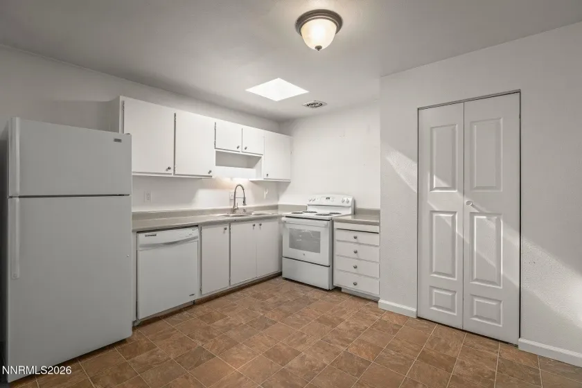 1041 BAYWOOD, Sparks, Nevada 89434, 3 Bedrooms Bedrooms, ,1 BathroomBathrooms,Residential,Residential,BAYWOOD,260003165