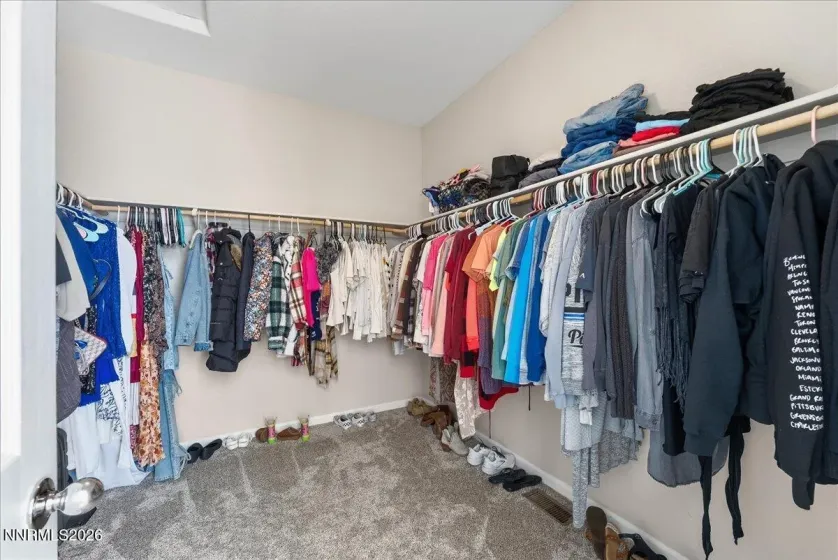 3747 Banfi, Sparks, Nevada 89436, 4 Bedrooms Bedrooms, ,3 BathroomsBathrooms,Residential,Residential,Banfi,260003167