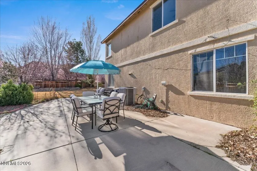 3747 Banfi, Sparks, Nevada 89436, 4 Bedrooms Bedrooms, ,3 BathroomsBathrooms,Residential,Residential,Banfi,260003167