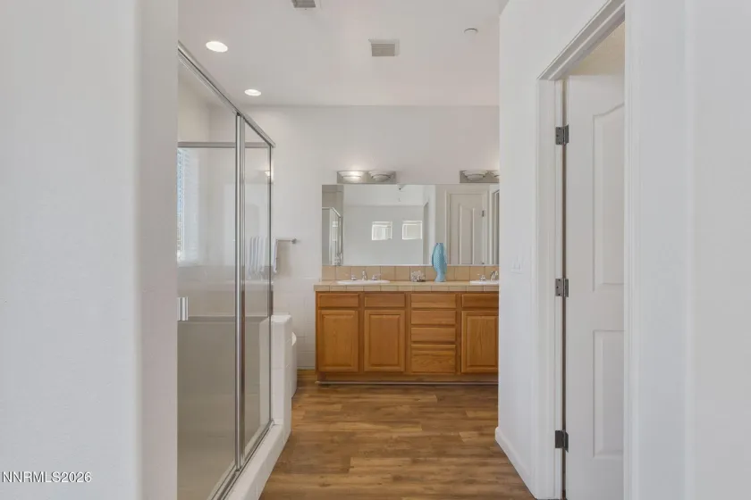 1154 Harbour Cove, Sparks, Nevada 89434, 3 Bedrooms Bedrooms, ,3 BathroomsBathrooms,Residential,Residential,Harbour Cove,260003166