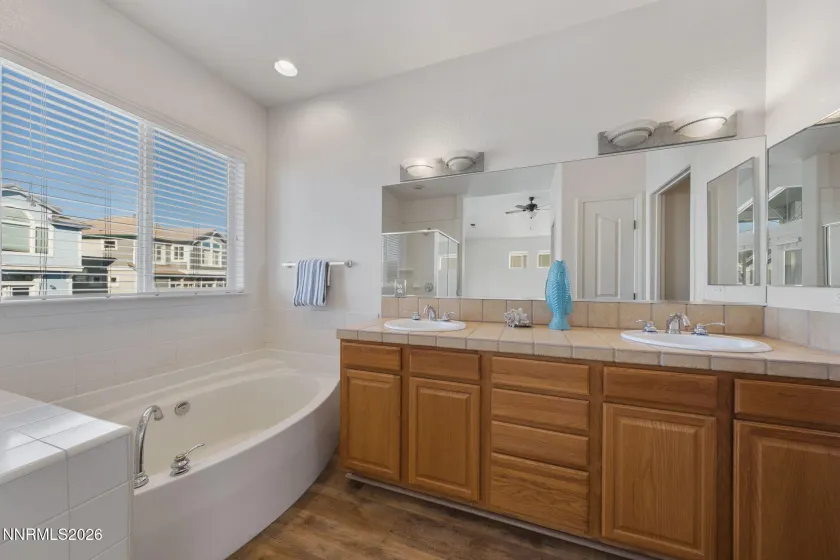 1154 Harbour Cove, Sparks, Nevada 89434, 3 Bedrooms Bedrooms, ,3 BathroomsBathrooms,Residential,Residential,Harbour Cove,260003166