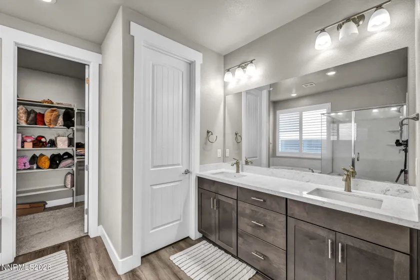 944 Los Alamitos, Minden, Nevada 89423, 4 Bedrooms Bedrooms, ,4 BathroomsBathrooms,Residential,Residential,Los Alamitos,260003168