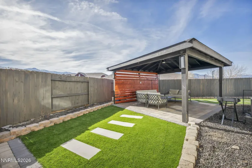 944 Los Alamitos, Minden, Nevada 89423, 4 Bedrooms Bedrooms, ,4 BathroomsBathrooms,Residential,Residential,Los Alamitos,260003168