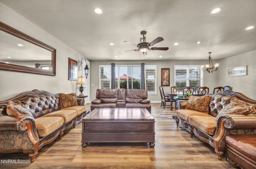 1806 Bella Casa, Minden, Nevada 89423, 5 Bedrooms Bedrooms, ,3 BathroomsBathrooms,Residential,Residential,Bella Casa,260003170