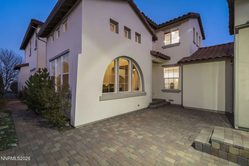 10058 Via Solano, Reno, Nevada 89511, 6 Bedrooms Bedrooms, ,5 BathroomsBathrooms,Residential,Residential,Via Solano,260003171