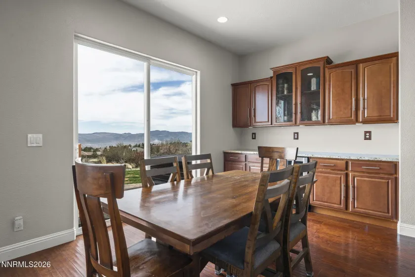 10058 Via Solano, Reno, Nevada 89511, 6 Bedrooms Bedrooms, ,5 BathroomsBathrooms,Residential,Residential,Via Solano,260003171