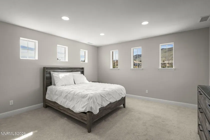 10058 Via Solano, Reno, Nevada 89511, 6 Bedrooms Bedrooms, ,5 BathroomsBathrooms,Residential,Residential,Via Solano,260003171