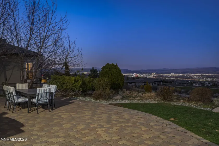 10058 Via Solano, Reno, Nevada 89511, 6 Bedrooms Bedrooms, ,5 BathroomsBathrooms,Residential,Residential,Via Solano,260003171