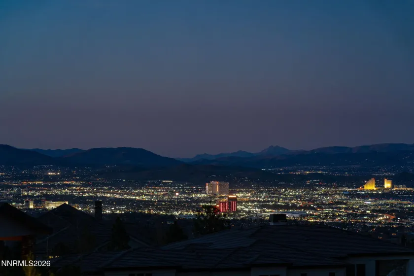 10058 Via Solano, Reno, Nevada 89511, 6 Bedrooms Bedrooms, ,5 BathroomsBathrooms,Residential,Residential,Via Solano,260003171