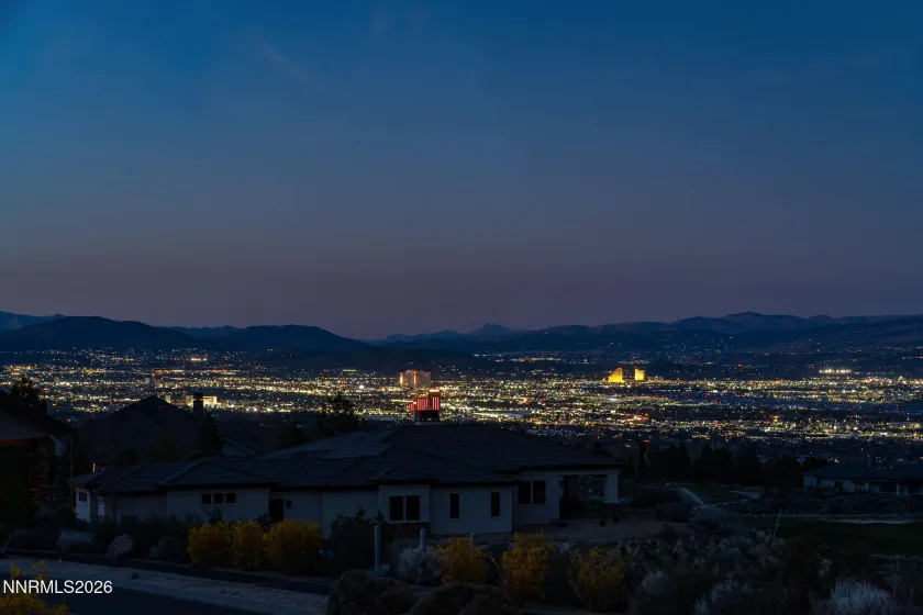 10058 Via Solano, Reno, Nevada 89511, 6 Bedrooms Bedrooms, ,5 BathroomsBathrooms,Residential,Residential,Via Solano,260003171