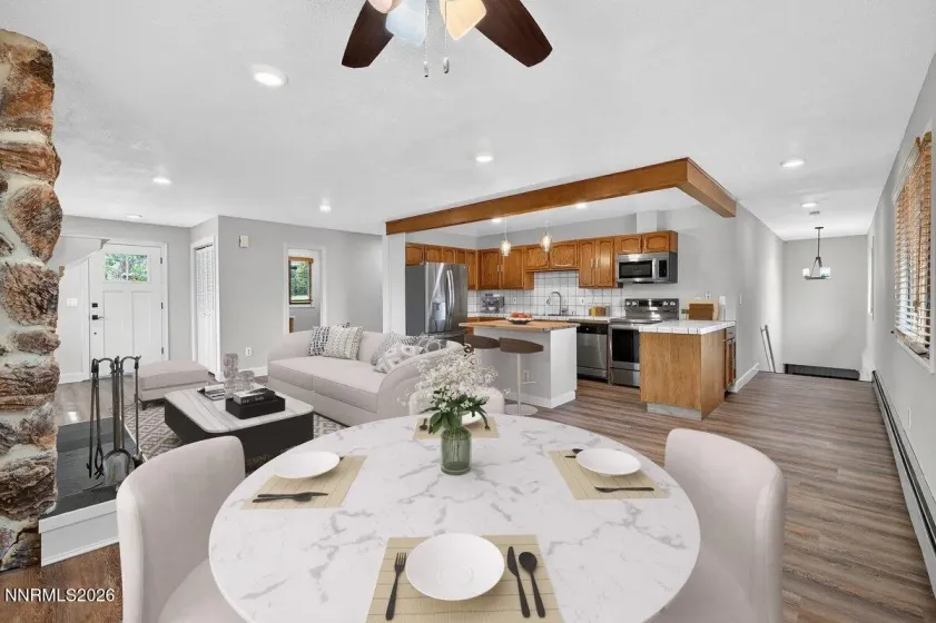 2135 Marsh, Reno, Nevada 89509, 3 Bedrooms Bedrooms, ,4 BathroomsBathrooms,Residential,Residential,Marsh,260003178