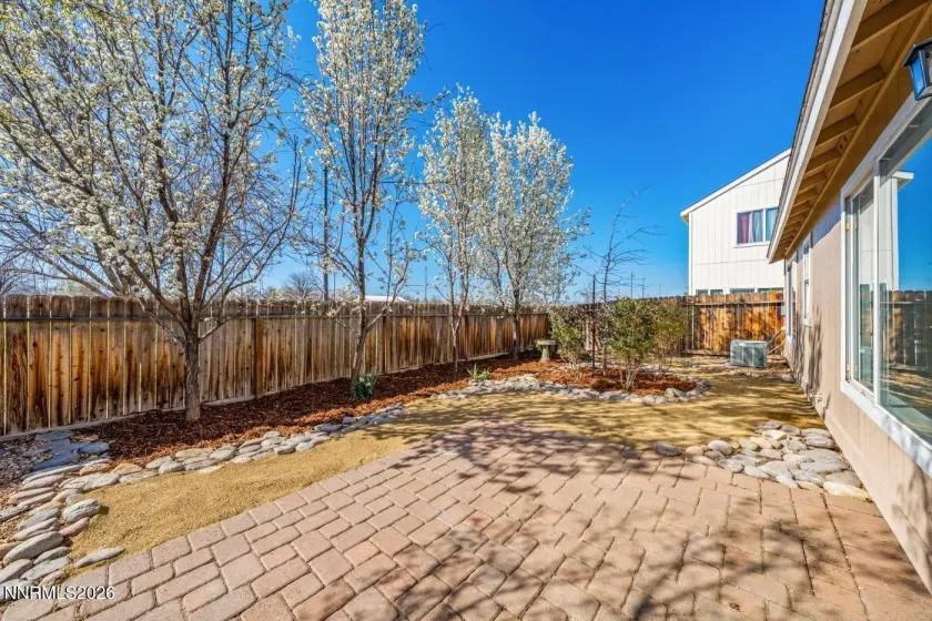 4559 China Rose, Reno, Nevada 89502, 2 Bedrooms Bedrooms, ,2 BathroomsBathrooms,Residential,Residential,China Rose,260003181