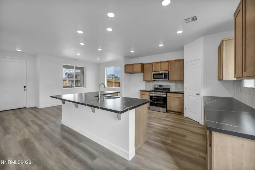 3463 Payton, Fernley, Nevada 89408, 4 Bedrooms Bedrooms, ,3 BathroomsBathrooms,Residential,Residential,Payton,260003200