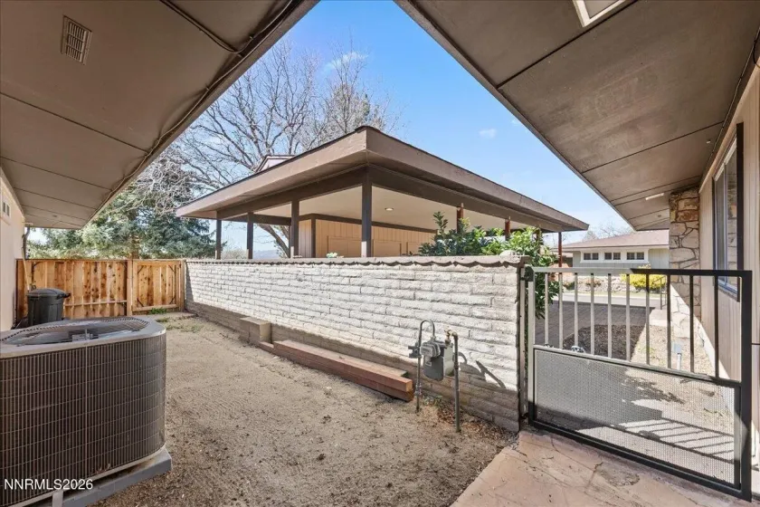 3501 Hidden Valley, Reno, Nevada 89502, 2 Bedrooms Bedrooms, ,2 BathroomsBathrooms,Residential,Residential,Hidden Valley,260003202