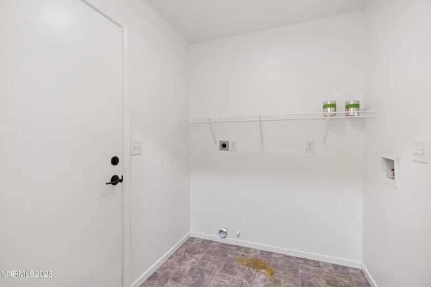 1115 Herron, Fernley, Nevada 89408, 3 Bedrooms Bedrooms, ,2 BathroomsBathrooms,Residential,Residential,Herron,260003205