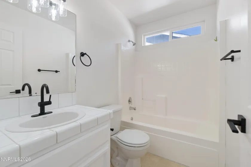 1115 Herron, Fernley, Nevada 89408, 3 Bedrooms Bedrooms, ,2 BathroomsBathrooms,Residential,Residential,Herron,260003205