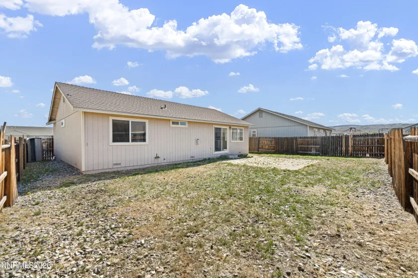1115 Herron, Fernley, Nevada 89408, 3 Bedrooms Bedrooms, ,2 BathroomsBathrooms,Residential,Residential,Herron,260003205
