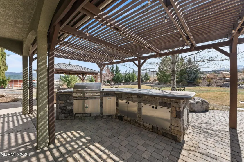 2220 Whites Creek, Reno, Nevada 89511, 5 Bedrooms Bedrooms, ,4 BathroomsBathrooms,Residential,Residential,Whites Creek,260003207