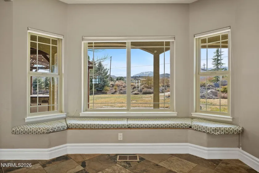 2220 Whites Creek, Reno, Nevada 89511, 5 Bedrooms Bedrooms, ,4 BathroomsBathrooms,Residential,Residential,Whites Creek,260003207