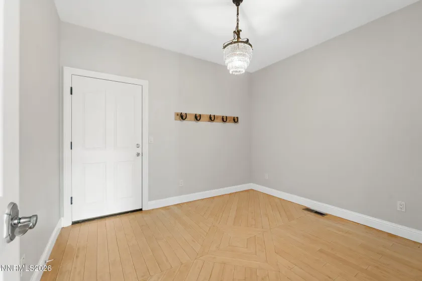 2220 Whites Creek, Reno, Nevada 89511, 5 Bedrooms Bedrooms, ,4 BathroomsBathrooms,Residential,Residential,Whites Creek,260003207