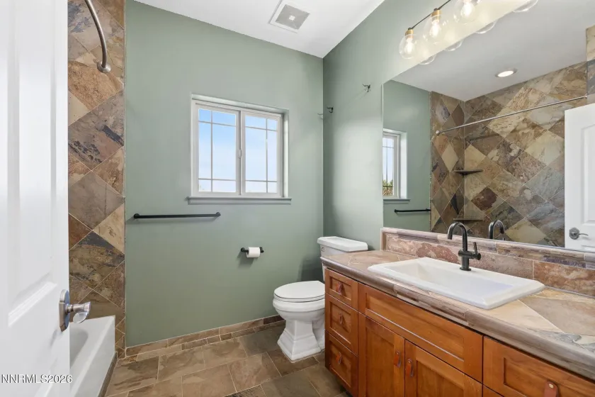 2220 Whites Creek, Reno, Nevada 89511, 5 Bedrooms Bedrooms, ,4 BathroomsBathrooms,Residential,Residential,Whites Creek,260003207