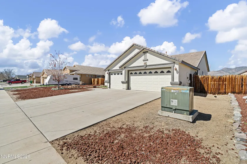 1502 Riverpark, Dayton, Nevada 89403, 3 Bedrooms Bedrooms, ,2 BathroomsBathrooms,Residential,Residential,Riverpark,260003191