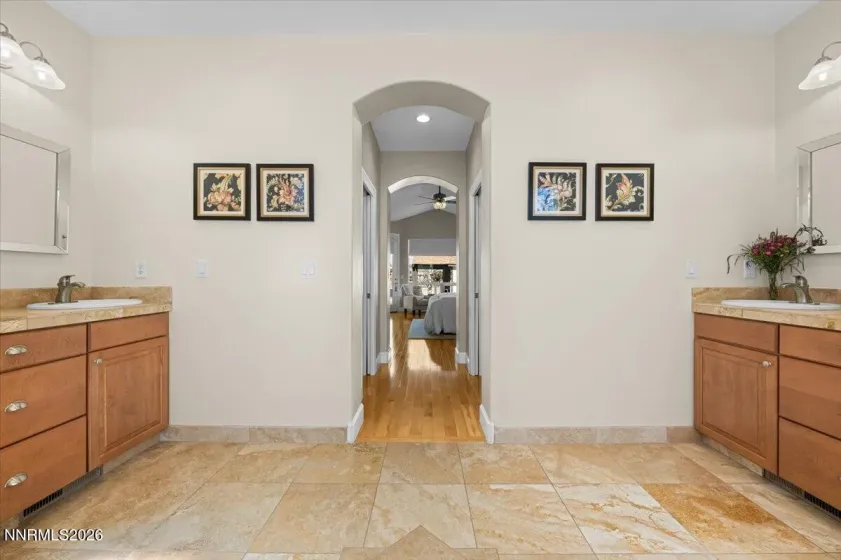 3094 Diamond Dust, Sparks, Nevada 89436, 4 Bedrooms Bedrooms, ,4 BathroomsBathrooms,Residential,Residential,Diamond Dust,260003190