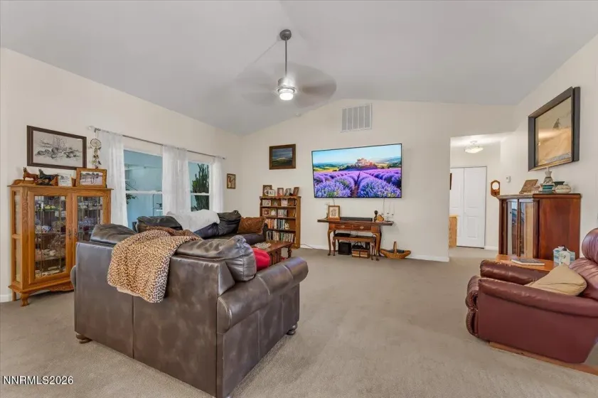 1197 Skyridge, Fallon, Nevada 89406, 3 Bedrooms Bedrooms, ,3 BathroomsBathrooms,Residential,Residential,Skyridge,260003195