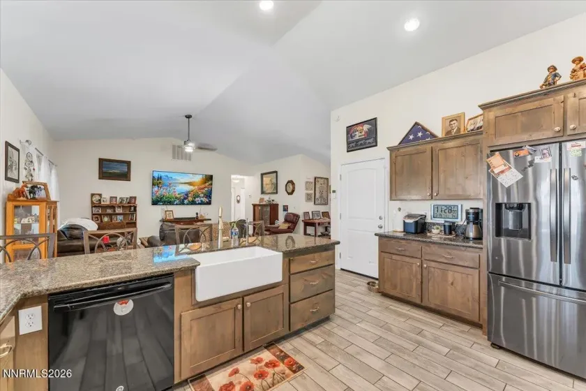 1197 Skyridge, Fallon, Nevada 89406, 3 Bedrooms Bedrooms, ,3 BathroomsBathrooms,Residential,Residential,Skyridge,260003195