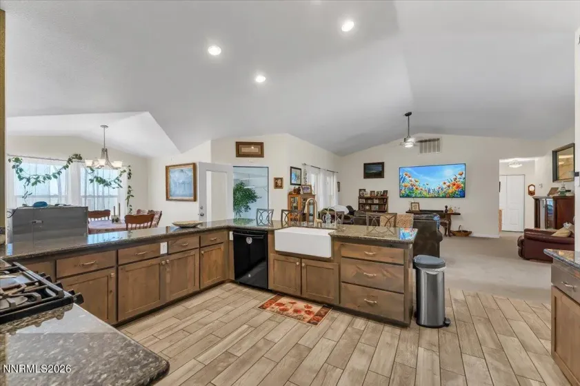 1197 Skyridge, Fallon, Nevada 89406, 3 Bedrooms Bedrooms, ,3 BathroomsBathrooms,Residential,Residential,Skyridge,260003195