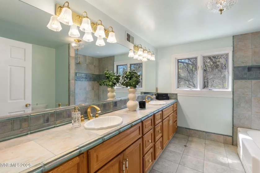 Upstairs Hall Bathroom