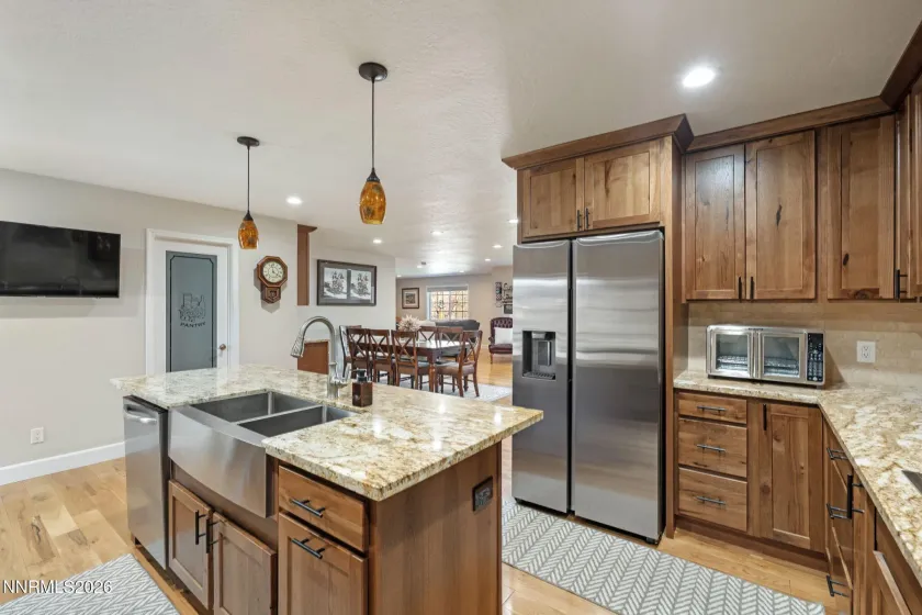 17165 Virginia, Reno, Nevada 89521, 4 Bedrooms Bedrooms, ,3 BathroomsBathrooms,Residential,Residential,Virginia,260003213