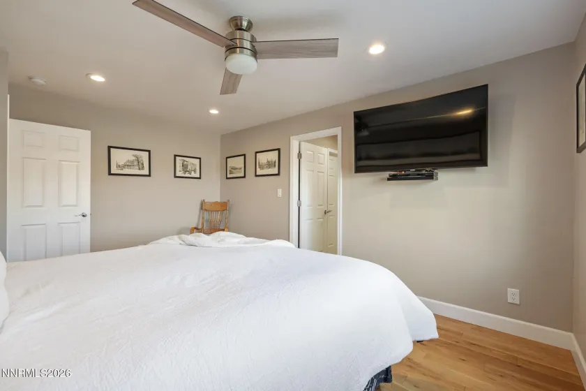 17165 Virginia, Reno, Nevada 89521, 4 Bedrooms Bedrooms, ,3 BathroomsBathrooms,Residential,Residential,Virginia,260003213