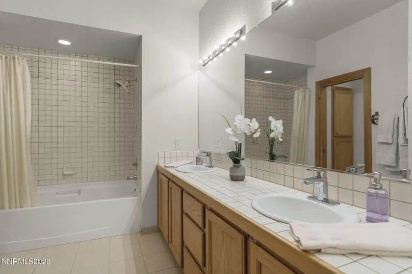 929 Northwood, Incline Village, Nevada 89451, 3 Bedrooms Bedrooms, ,3 BathroomsBathrooms,Residential,Residential,Northwood,260003223